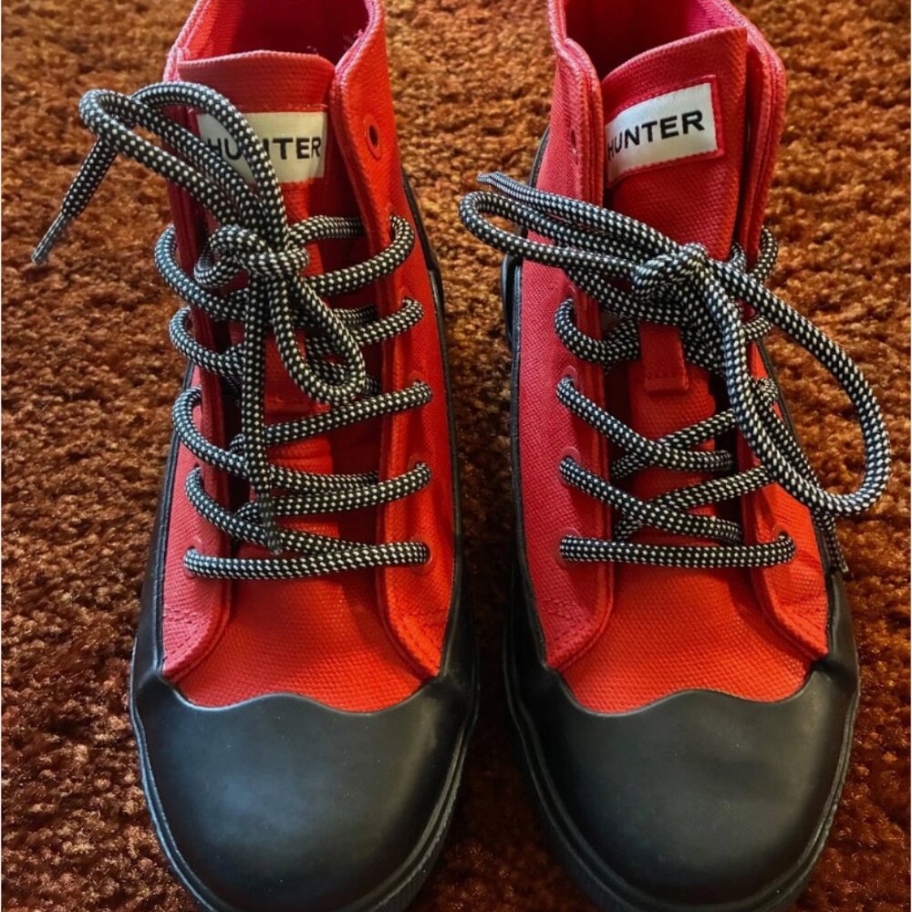 Rare Hunter x Target Red Canvas Low Rain Boots Sneakers Kids Youth Size 2 Unisex